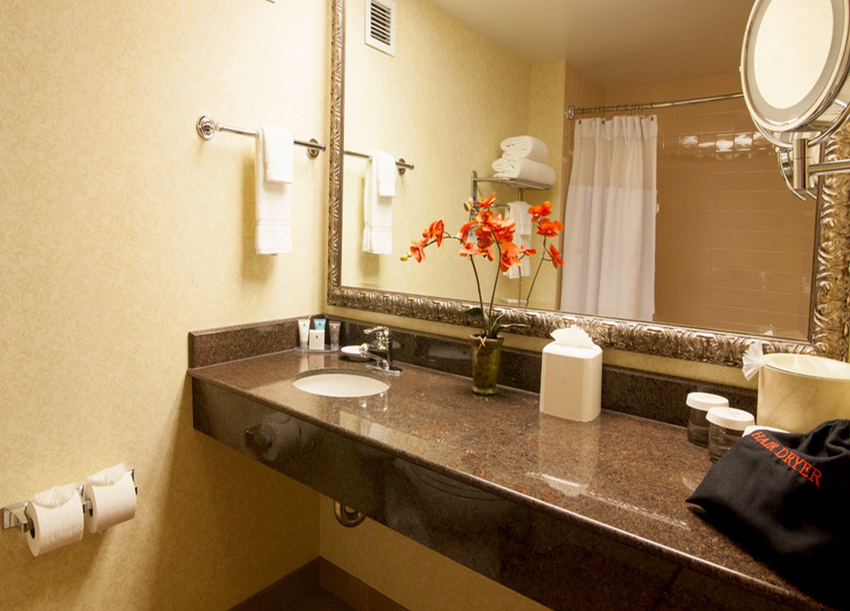 Delta Hotels By Marriott Anaheim Garden Grove Room photo